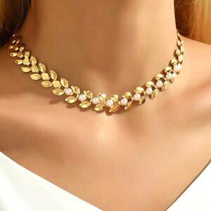 Gold Pearl Choker Necklace Leaf Glam Trendy Y2K Minimalist Elegant Simple Style